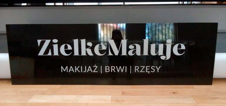 Szyld dla salonu ZielkeMaluje