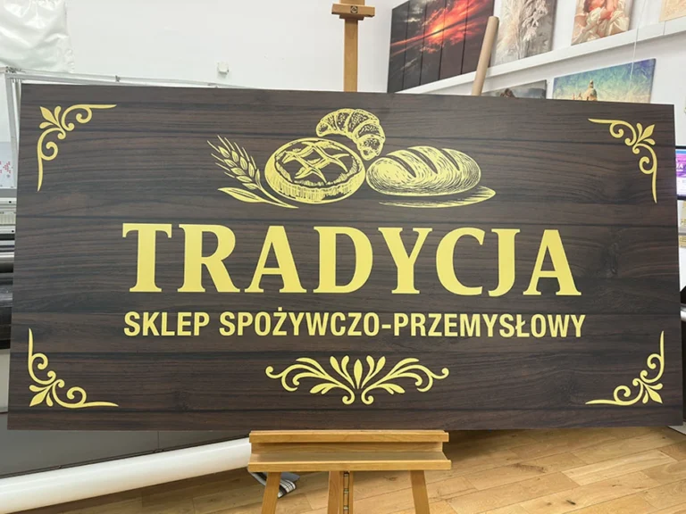 Tradycja – sklep spożywczo-przemysłowy, tablice i szyldy reklamowe