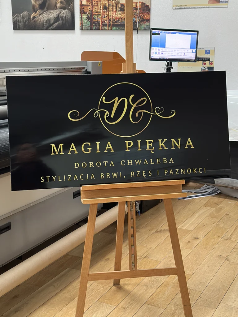 szyld czarny magia piekna