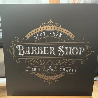 Tablica reklamowa Barber Shop z eleganckim złotym nadrukiem UV, tablice i szyldy reklamowe