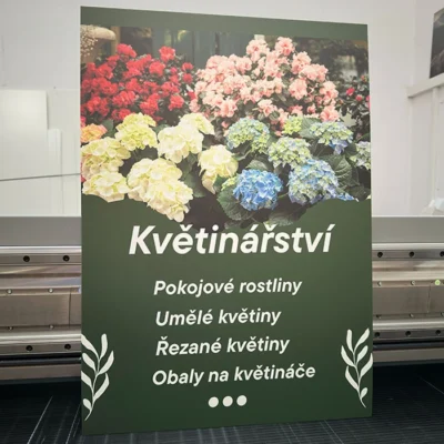 Tablica reklamowa Kvetinářství z motywem kwiatów, tablice i szyldy reklamowe
