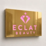 Kaseton z dibondu z kolorowymi napisami LED dla salonu beauty