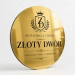 Złoty lustrzany szyld z dibondu do hotelu i restauracji