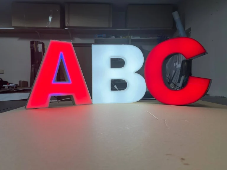 zestaw liter A B C LED podświetlane reklama 3D