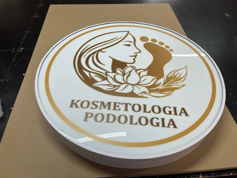 Kaseton reklamowy okrągły dla podologii z logo