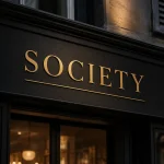Złote szczotkowane litery z aluminium kompozytowego – napis Society