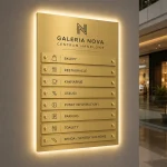 Tablica informacyjna LED ze szczotkowanego złotego Dibondu z podświetleniem halo