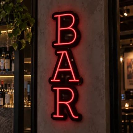 Czerwony pionowy neon BAR – efektowny szyld LED do lokalu