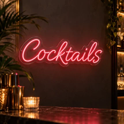 Czerwony napis LED COCKTAILS – neon reklamowy do lokalu