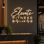 Neon personalizowany Elevate Fitness Lab z motywem treningowym